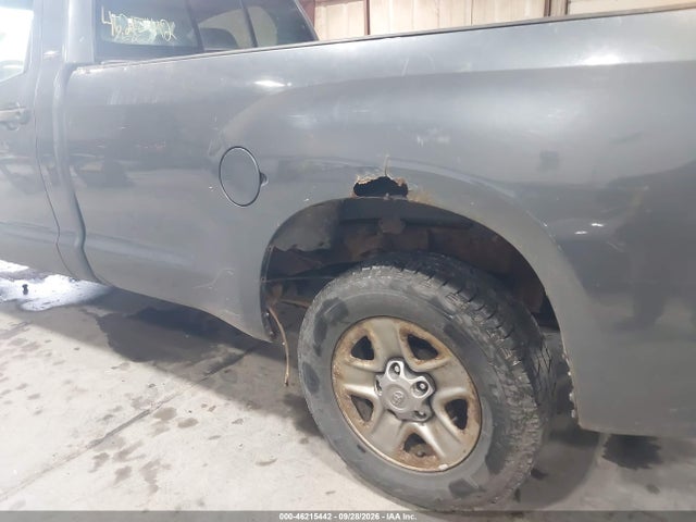 46215442 :رقم المزاد ، 5TFMY5F15AX117055 vin ، 2010 Toyota Tundra Grade 5.7l V8 مزاد بيع
