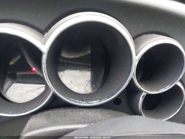 46215469 :رقم المزاد ، 2T1LR38E64C196431 vin ، 2004 Toyota Matrix Xr مزاد بيع