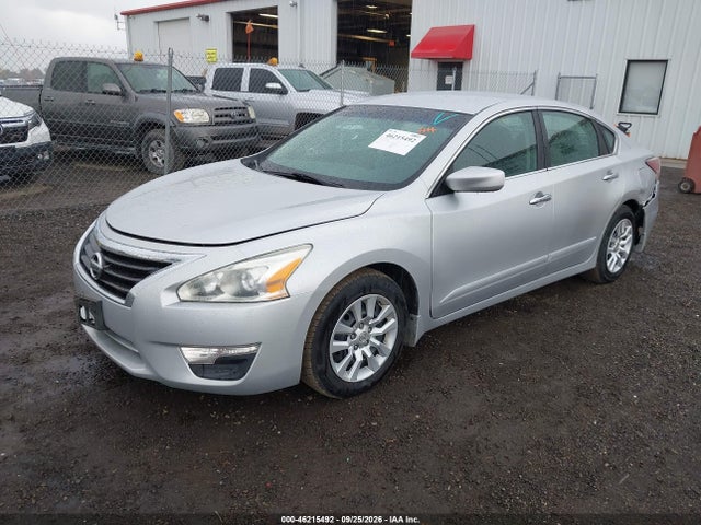 Nissan Altima 2.5 S 2014 1N4AL3AP2EN349170 Image 2