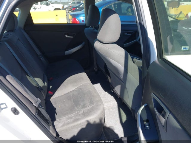 Toyota Prius Two 2015 JTDKN3DU1F0421484 Image 8