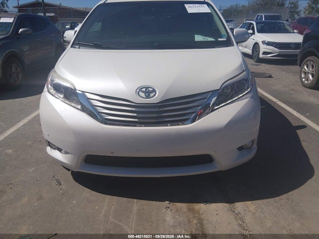 46215521 :رقم المزاد ، 5TDYZ3DC7HS795264 vin ، 2017 Toyota Sienna Limited Premium 7 Passenger مزاد بيع