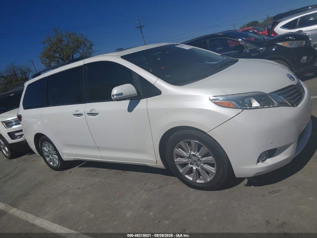 46215521 :رقم المزاد ، 5TDYZ3DC7HS795264 vin ، 2017 Toyota Sienna Limited Premium 7 Passenger مزاد بيع