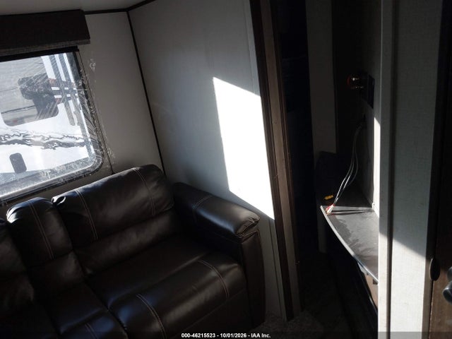 Keystone Rv Springdale 2020 4YDT29523L3106805 Image 8