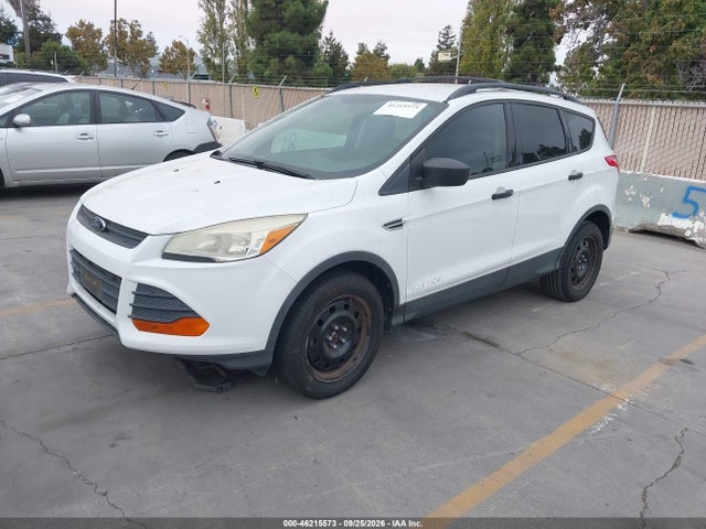 46215573 :رقم المزاد ، 1FMCU0F72DUB71672 vin ، 2013 Ford Escape S مزاد بيع