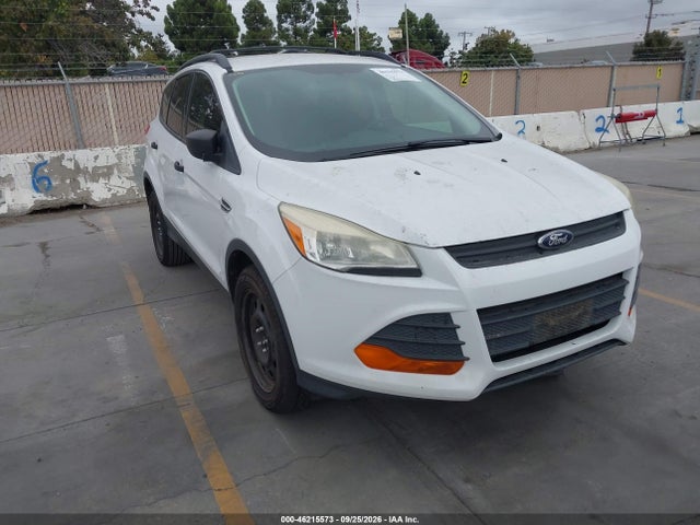 46215573 :رقم المزاد ، 1FMCU0F72DUB71672 vin ، 2013 Ford Escape S مزاد بيع