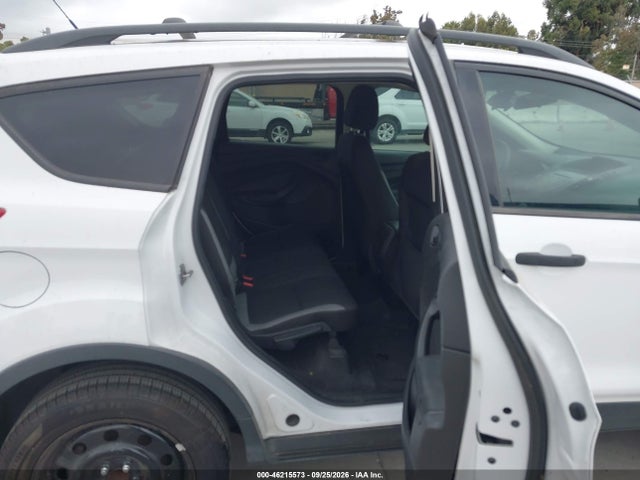 46215573 :رقم المزاد ، 1FMCU0F72DUB71672 vin ، 2013 Ford Escape S مزاد بيع