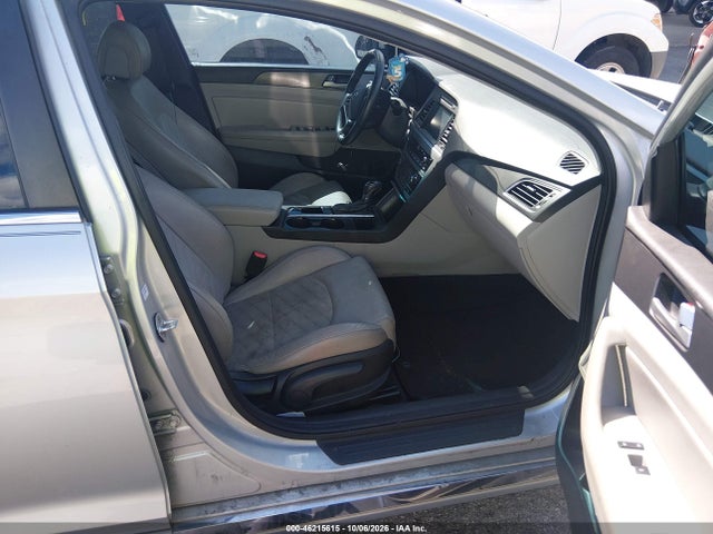 Продажа на аукционе авто 2016 Hyundai Sonata Sport, vin: 5NPE34AF7GH432346, номер лота: 46215615