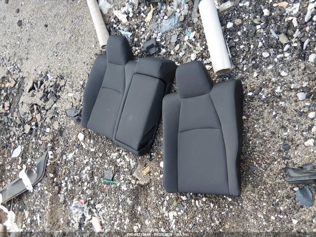 5YFEPMAE1MP253231 Toyota COROLLA LE