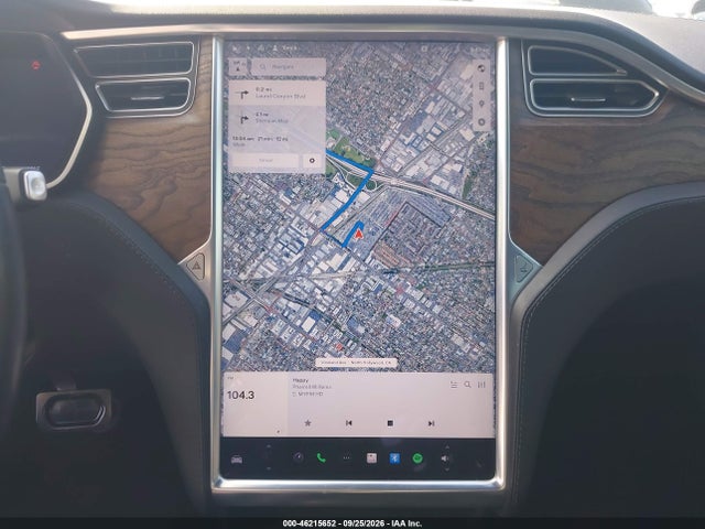 Продажа на аукционе авто 2017 Tesla Model S 60/75, vin: 5YJSA1E14HF215343, номер лота: 46215652