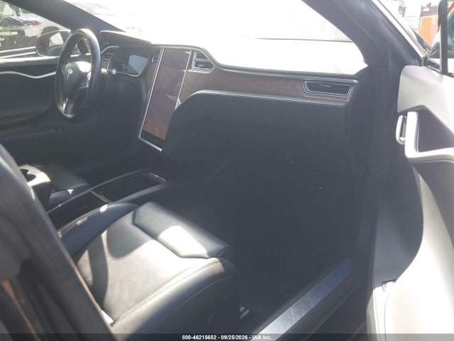 Продажа на аукционе авто 2017 Tesla Model S 60/75, vin: 5YJSA1E14HF215343, номер лота: 46215652