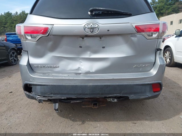 46215660 :رقم المزاد ، 5TDJKRFH4FS199835 vin ، 2015 Toyota Highlander Xle V6 مزاد بيع