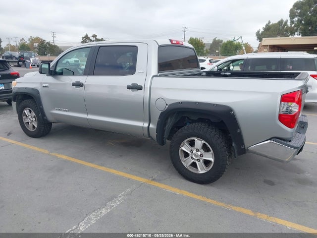 5TFDY5F15EX387148 Toyota Tundra Sr5 5.7l V8