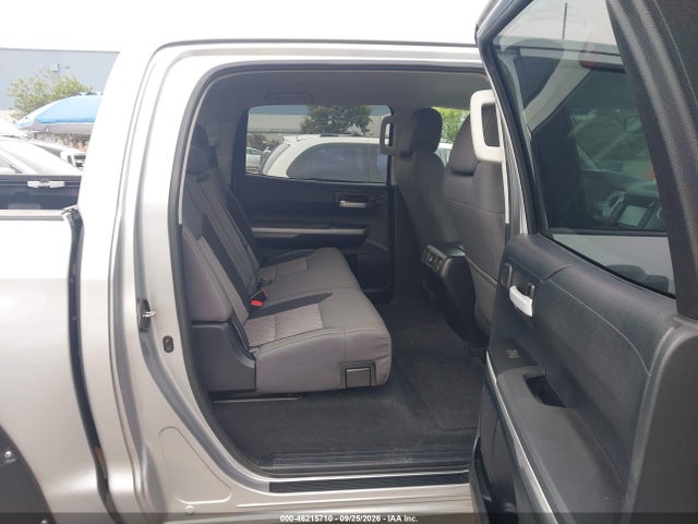 5TFDY5F15EX387148 Toyota Tundra Sr5 5.7l V8