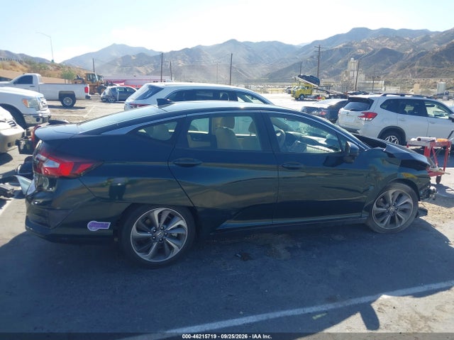 Продаж на аукціоні авто 2018 Honda Clarity Plug-in Hybrid Touring, vin: JHMZC5F36JC022094, номер лоту: 46215719