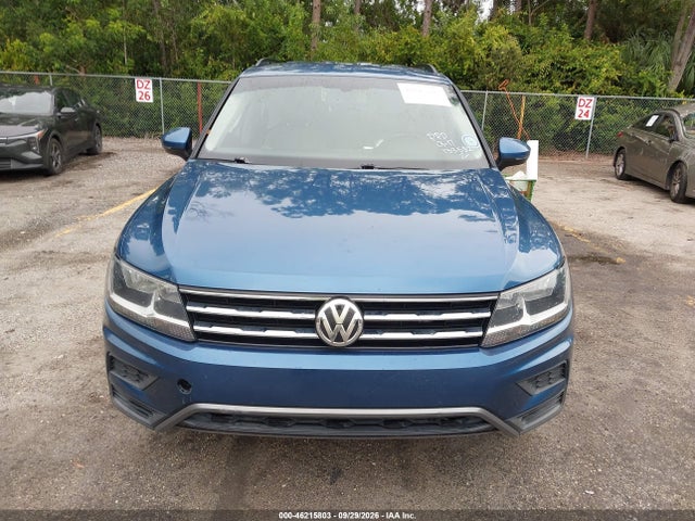 Продажа на аукционе авто 2018 Volkswagen Tiguan 2.0t Se/2.0t Sel, vin: 3VV3B7AX4JM133582, номер лота: 46215803