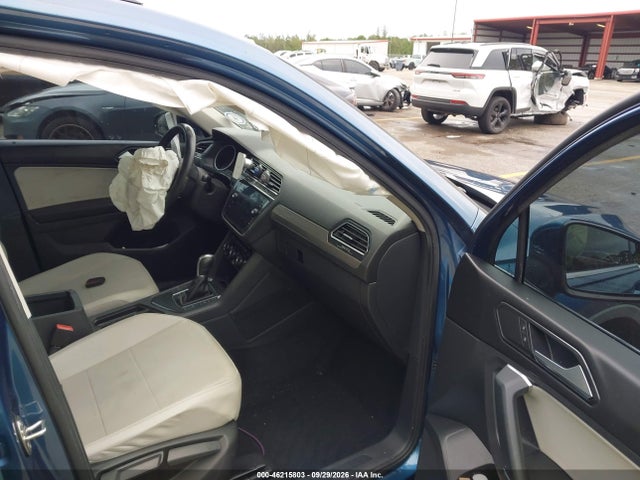 Продажа на аукционе авто 2018 Volkswagen Tiguan 2.0t Se/2.0t Sel, vin: 3VV3B7AX4JM133582, номер лота: 46215803