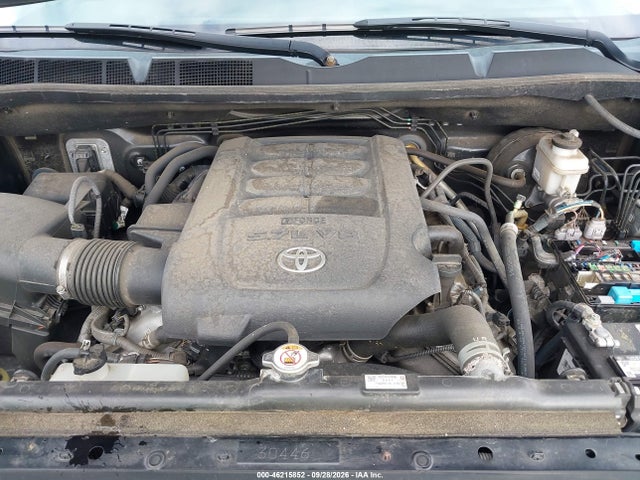 Продажа на аукционе авто 2019 Toyota Tundra Platinum 5.7l V8, vin: 5TFAY5F15KX790500, номер лота: 46215852