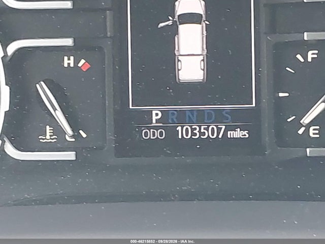 Продажа на аукционе авто 2019 Toyota Tundra Platinum 5.7l V8, vin: 5TFAY5F15KX790500, номер лота: 46215852