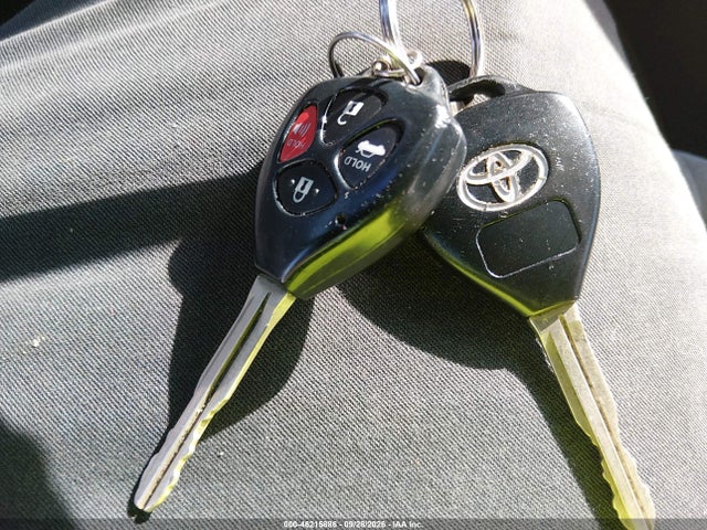 2010 Toyota Camry Le მანქანა იყიდება აუქციონზე, vin: 4T4BF3EK9AR025204, აუქციონის ნომერი: 46215886