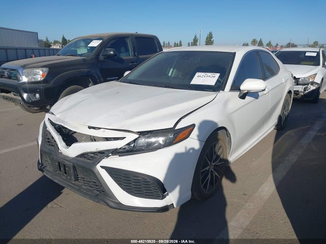 46215920 :رقم المزاد ، 4T1T11AK8PU791523 vin ، 2023 Toyota Camry Se مزاد بيع