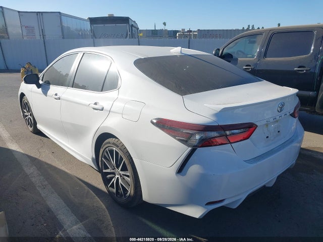 46215920 :رقم المزاد ، 4T1T11AK8PU791523 vin ، 2023 Toyota Camry Se مزاد بيع