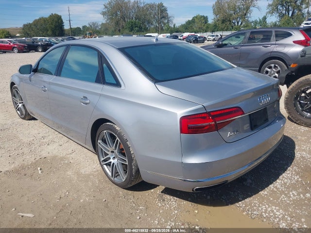 46215932 :رقم المزاد ، WAU32AFD1FN036537 vin ، 2015 Audi A8 L 4.0t مزاد بيع