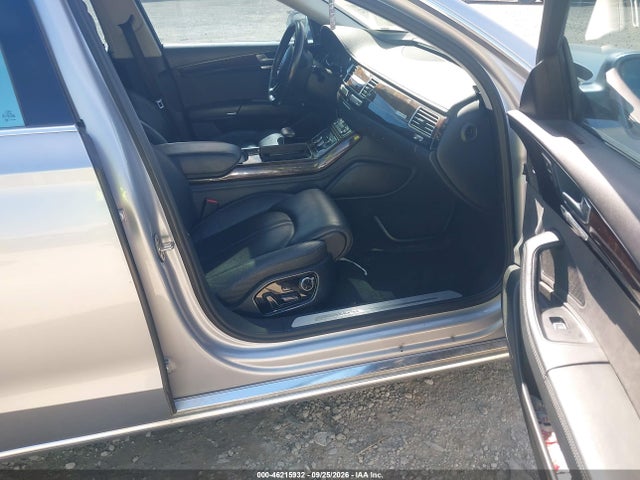 46215932 :رقم المزاد ، WAU32AFD1FN036537 vin ، 2015 Audi A8 L 4.0t مزاد بيع