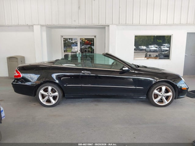 2005 Mercedes-benz Clk 320 მანქანა იყიდება აუქციონზე, vin: WDBTK65J25F133700, აუქციონის ნომერი: 46215967