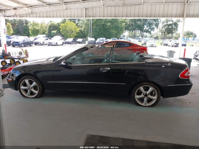 2005 Mercedes-benz Clk 320 მანქანა იყიდება აუქციონზე, vin: WDBTK65J25F133700, აუქციონის ნომერი: 46215967