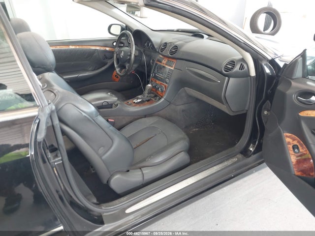 2005 Mercedes-benz Clk 320 მანქანა იყიდება აუქციონზე, vin: WDBTK65J25F133700, აუქციონის ნომერი: 46215967
