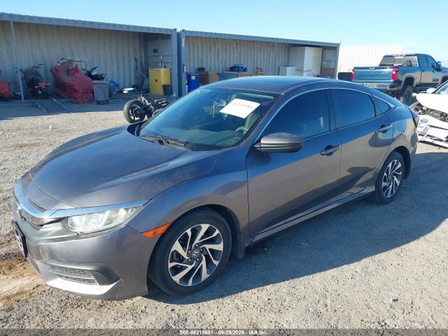46215981 :رقم المزاد ، 2HGFC2F7XJH532632 vin ، 2018 Honda Civic Ex مزاد بيع