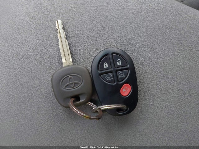 Продаж на аукціоні авто 2012 Toyota Highlander Se, vin: 5TDBK3EH8CS149423, номер лоту: 46215984