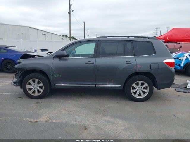 Продаж на аукціоні авто 2012 Toyota Highlander Se, vin: 5TDBK3EH8CS149423, номер лоту: 46215984