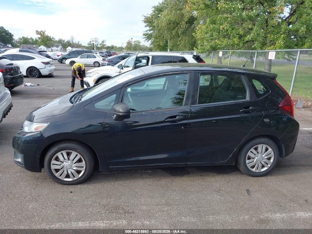 2015 Honda Fit Lx მანქანა იყიდება აუქციონზე, vin: 3HGGK5H58FM775191, აუქციონის ნომერი: 46215992