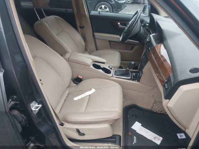 46216103 :رقم المزاد ، WDCGG8HB7CF823132 vin ، 2012 Mercedes-benz Glk 350 4matic مزاد بيع