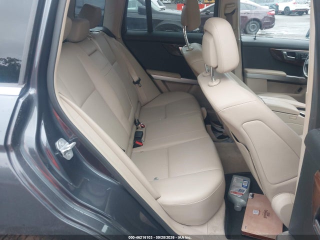 46216103 :رقم المزاد ، WDCGG8HB7CF823132 vin ، 2012 Mercedes-benz Glk 350 4matic مزاد بيع