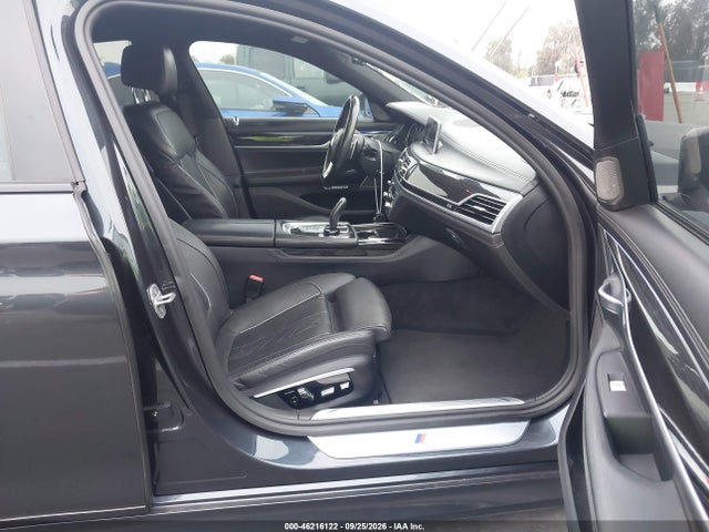 WBA7E2C5XHG740531 BMW 740I