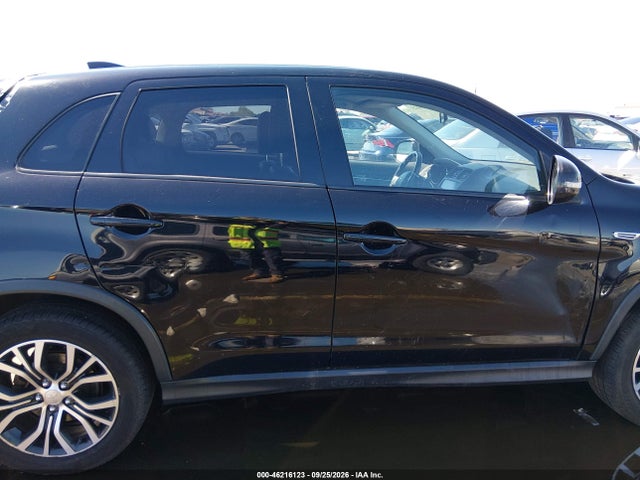 46216123 :رقم المزاد ، JA4AP3AW9JU002693 vin ، 2018 Mitsubishi Outlander Sport 2.4 Se مزاد بيع