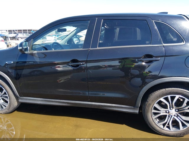 46216123 :رقم المزاد ، JA4AP3AW9JU002693 vin ، 2018 Mitsubishi Outlander Sport 2.4 Se مزاد بيع