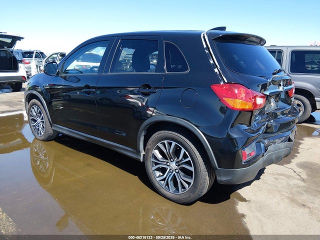46216123 :رقم المزاد ، JA4AP3AW9JU002693 vin ، 2018 Mitsubishi Outlander Sport 2.4 Se مزاد بيع