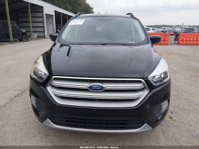 Aukcja sprzedaży 2018 Ford Escape Se, vin: 1FMCU9GD4JUB40184, numer aukcji: 46216178
