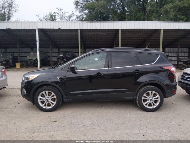 Aukcja sprzedaży 2018 Ford Escape Se, vin: 1FMCU9GD4JUB40184, numer aukcji: 46216178