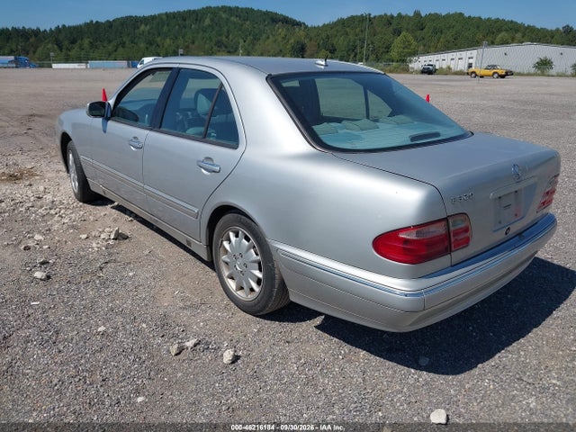 Продаж на аукціоні авто 2000 Mercedes-benz E 320, vin: WDBJF65J5YB111407, номер лоту: 46216184