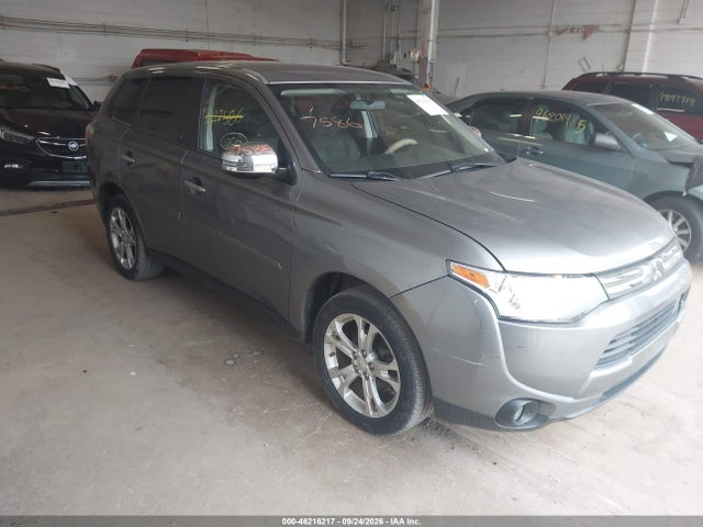 2014 Mitsubishi Outlander Se მანქანა იყიდება აუქციონზე, vin: JA4AZ3A30EZ017950, აუქციონის ნომერი: 46216217