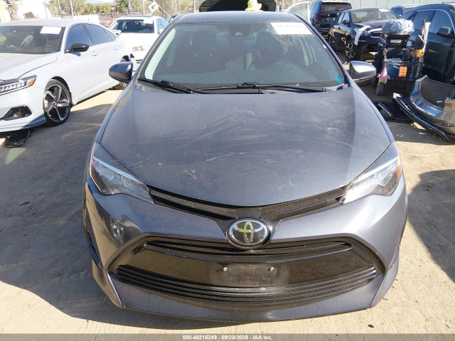 46216249 :رقم المزاد ، 2T1BURHE0JC052687 vin ، 2018 Toyota Corolla Le مزاد بيع