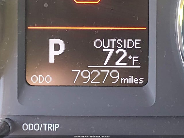 46216249 :رقم المزاد ، 2T1BURHE0JC052687 vin ، 2018 Toyota Corolla Le مزاد بيع