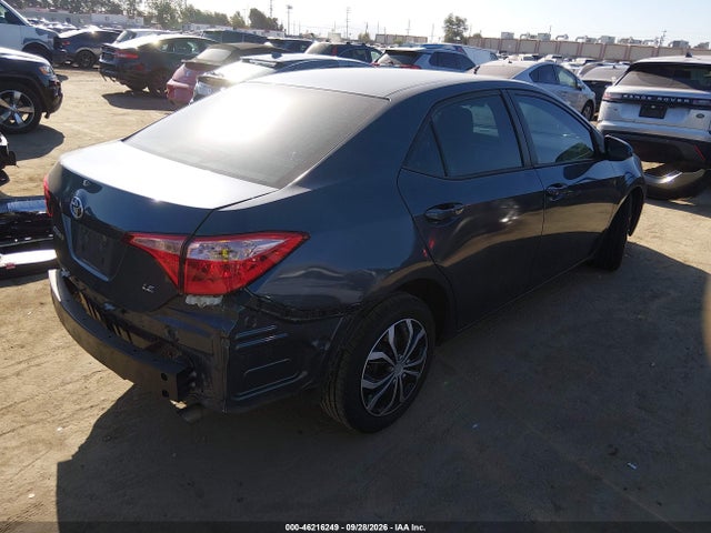 46216249 :رقم المزاد ، 2T1BURHE0JC052687 vin ، 2018 Toyota Corolla Le مزاد بيع