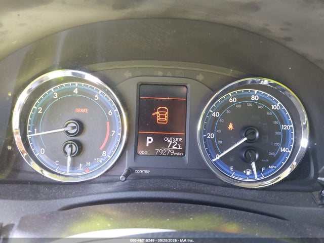 46216249 :رقم المزاد ، 2T1BURHE0JC052687 vin ، 2018 Toyota Corolla Le مزاد بيع
