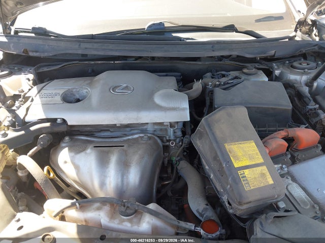 JTHBW1GG6F2083297 Lexus ES 300H