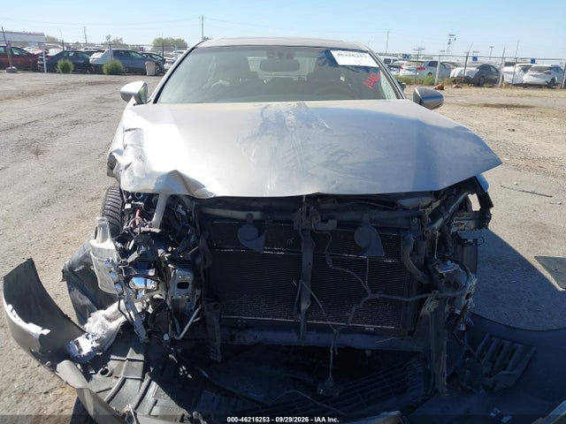 JTHBW1GG6F2083297 Lexus ES 300H